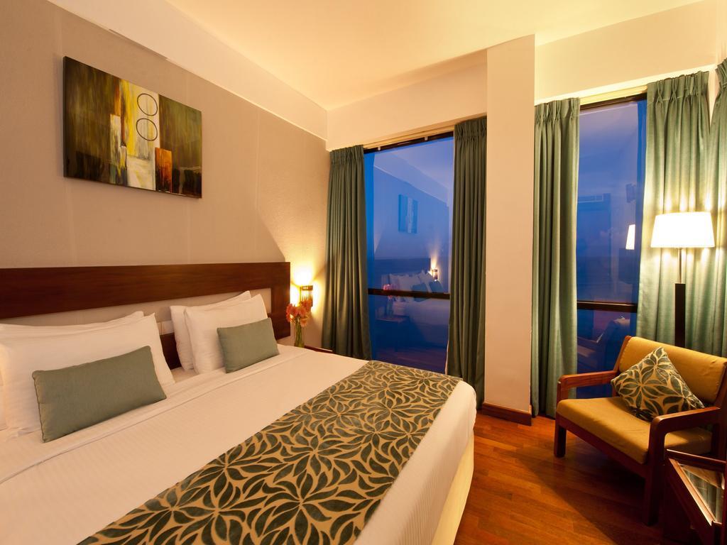 The Ocean Colombo
